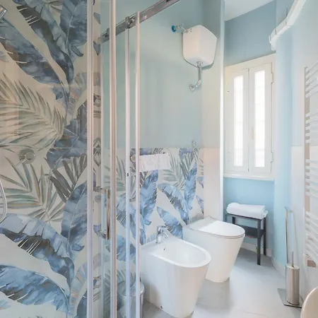 Zanzurmiddlehouse * Рим